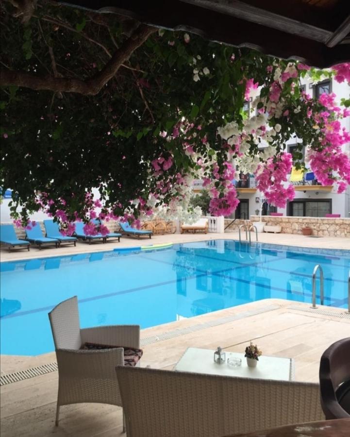Sevgi Hotel Kalkan Exterior photo